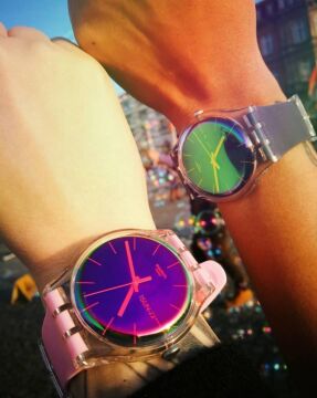 Swatch SUOK712 POLAPURPLE Kol Saati