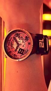 Swatch SB01B127 OOPS! Kol saati