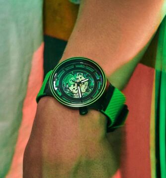 Swatch SB01B125 COME IN PEACE Kol Saati