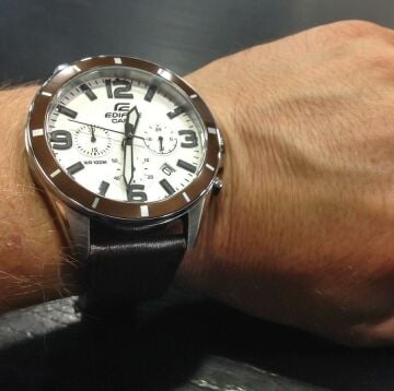 Casio EFR-553L-7BVUDF Erkek Kol Saati