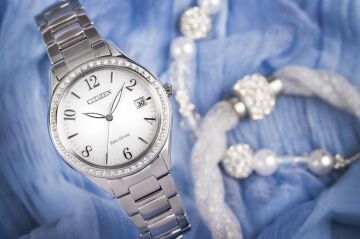 Citizen EO1180-82A Eco-Drive Bayan Kol Saati