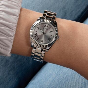 Guess GUGW0687L1 Bayan Kol Saati