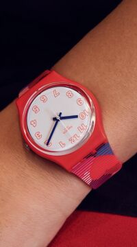 Swatch GR182 HEART LOTS Kol Saati