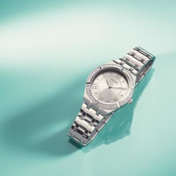 Guess GUGW0033L1 Bayan Kol Saati