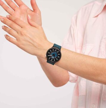 Swatch SB03B107 NIGHT TRIP Kol Saati