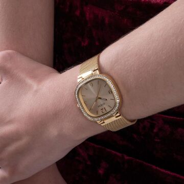 Guess GUGW0354L2 Kadın Kol Saati