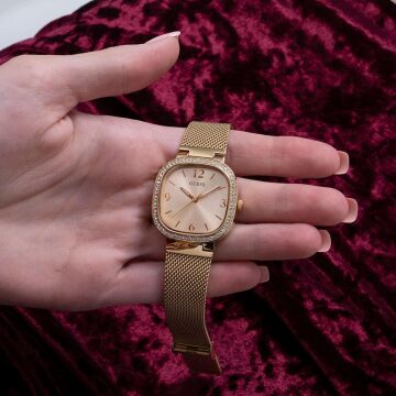Guess GUGW0354L2 Kadın Kol Saati