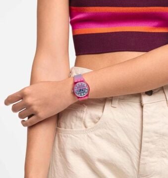 Swatch SO28P105 ELECTRIFYING SUMMER Kol Saati