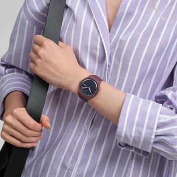 Swatch SO29R707 BURGUNDY BERRY Kol Saati