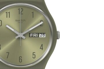 Swatch GG712 PEARLYGREEN Kol Saati